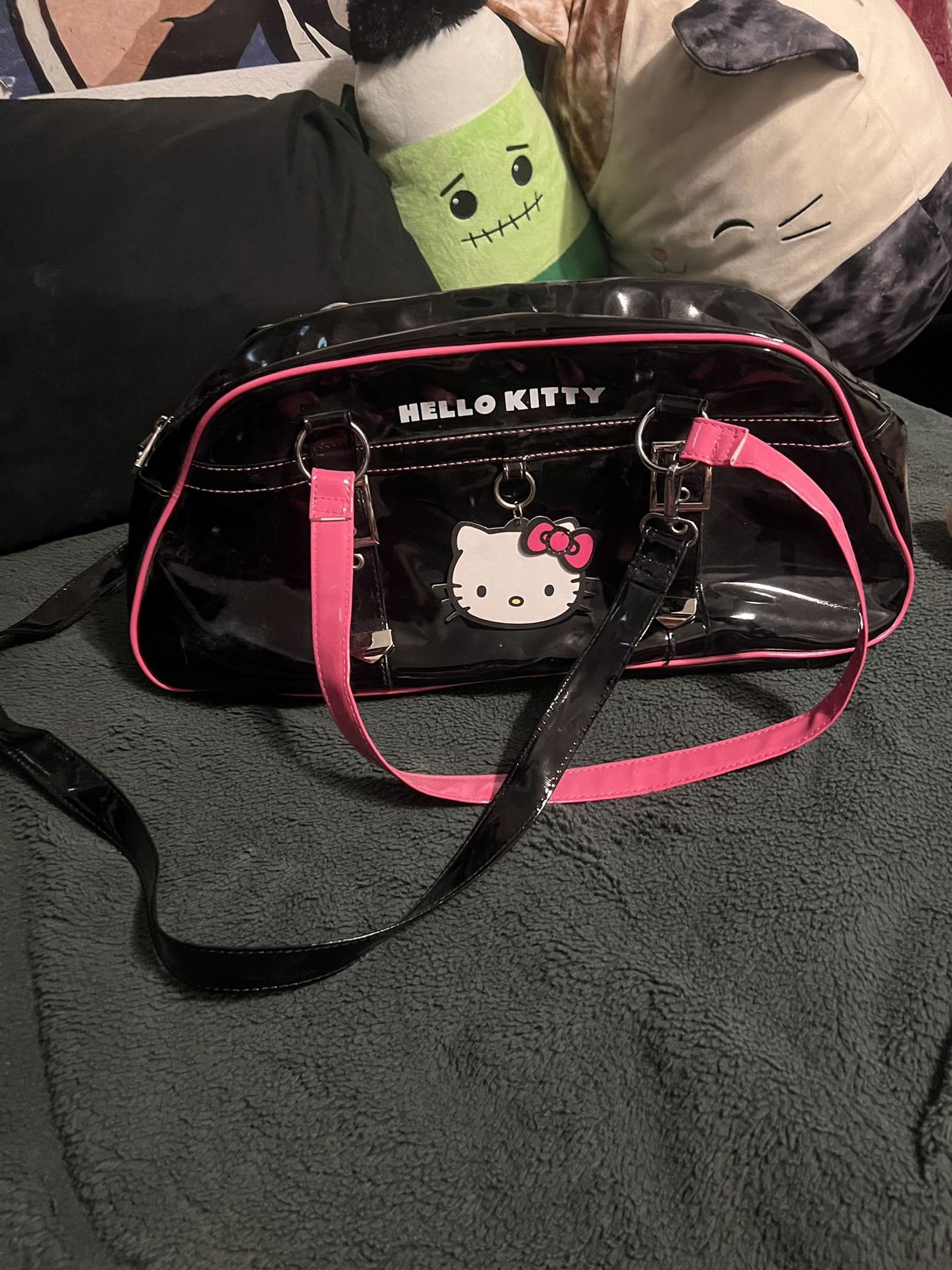 hello kitty purse 