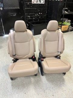  BRAND NEW TAN LEATHER BUCKET SEATS WITH SEATBELTS 