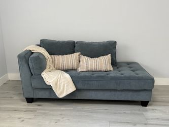 Gray Velvet Tufted Chaise Lounge