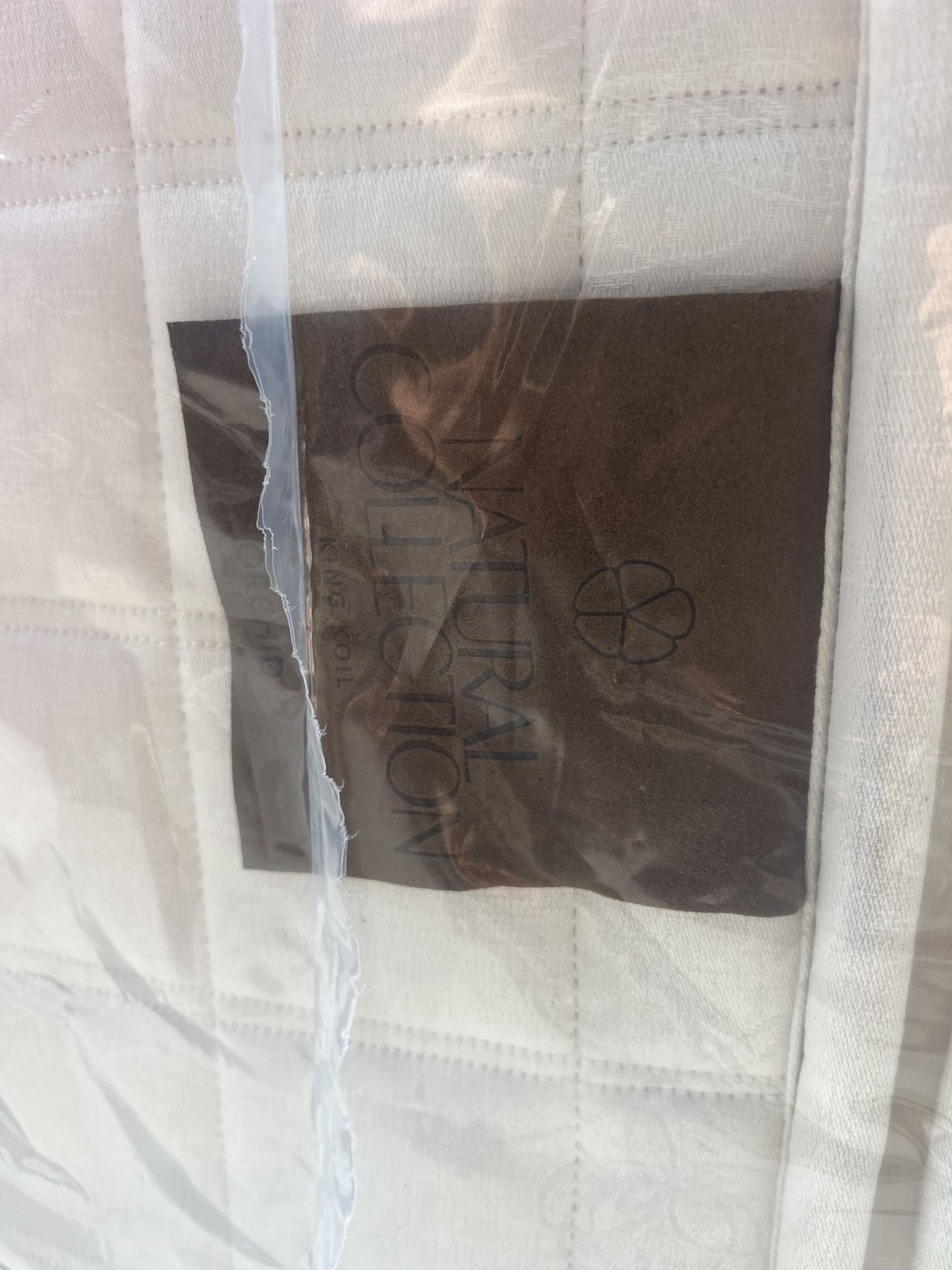 KING SIZE KING KOIL NATURAL COLLECTION MATTRESS & BOX SPRINGS BED SET