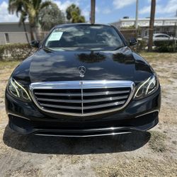 2018 MEECEDES BENZ E300