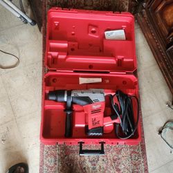 Milwaukee Roto Hammer