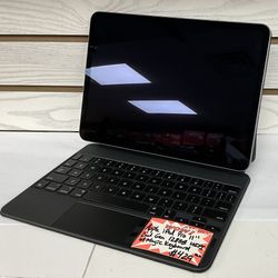 Apple iPad Pro 11” 2nd Gen 128GB WiFi W/ Magic Keyboard 
