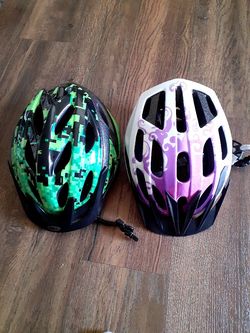 Cascos $40 por los dos