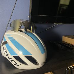 Ekoï Road Cycling Helmet and Sunglasses 