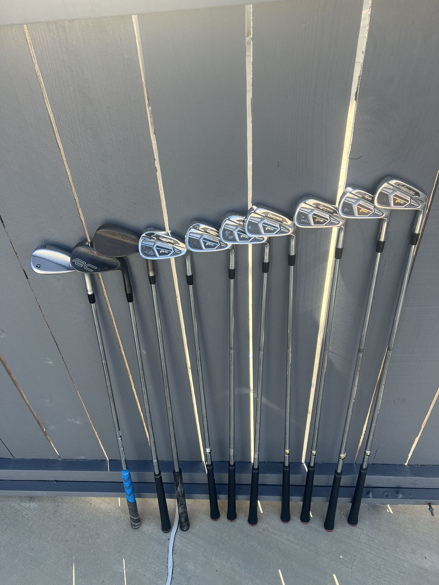 Taylormade Irons With 46 56 60 Wedge 
