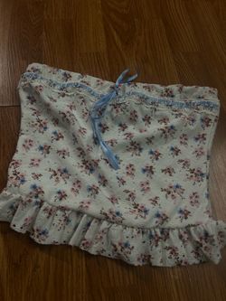 Basic colorful flowery tube top