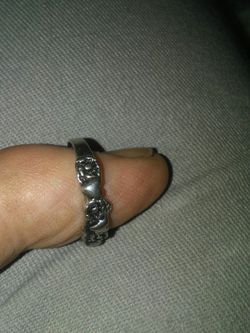 Sterling silver ring very nice ring