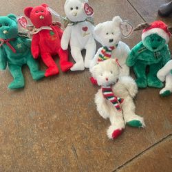 Christmas Holiday Season Beanie Baby Lot 