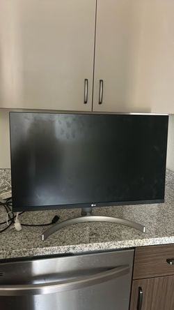 LG monitor