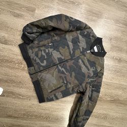 Calvin Klein Sweater