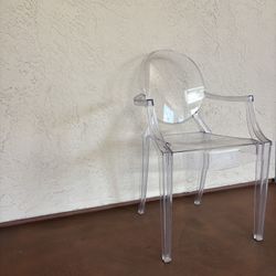 Set Of 3 Comfortable Ghost Chairs
