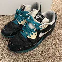 Nike Vintage Green Air Max 90 Sneakers 