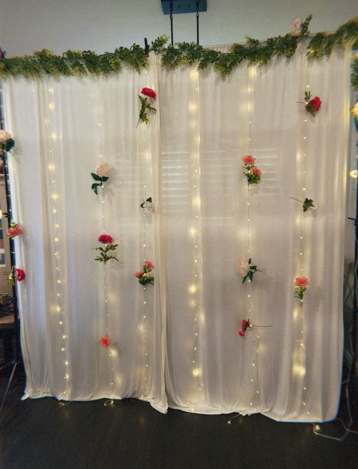 Picture Backdrop Setup For Wedding/Shower