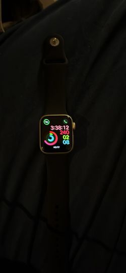 Hi I am my Apple Watch  2 40mm for only $120