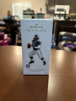 2006 Philadelphia Eagles Donavon McNabb figure Christmas ornament