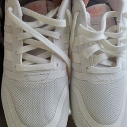Women's Adidas Shoes 