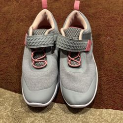 All in Motion Kid Girl Sneakers Grey/Pink Size 4