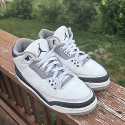Jordan's Size 6 Youth