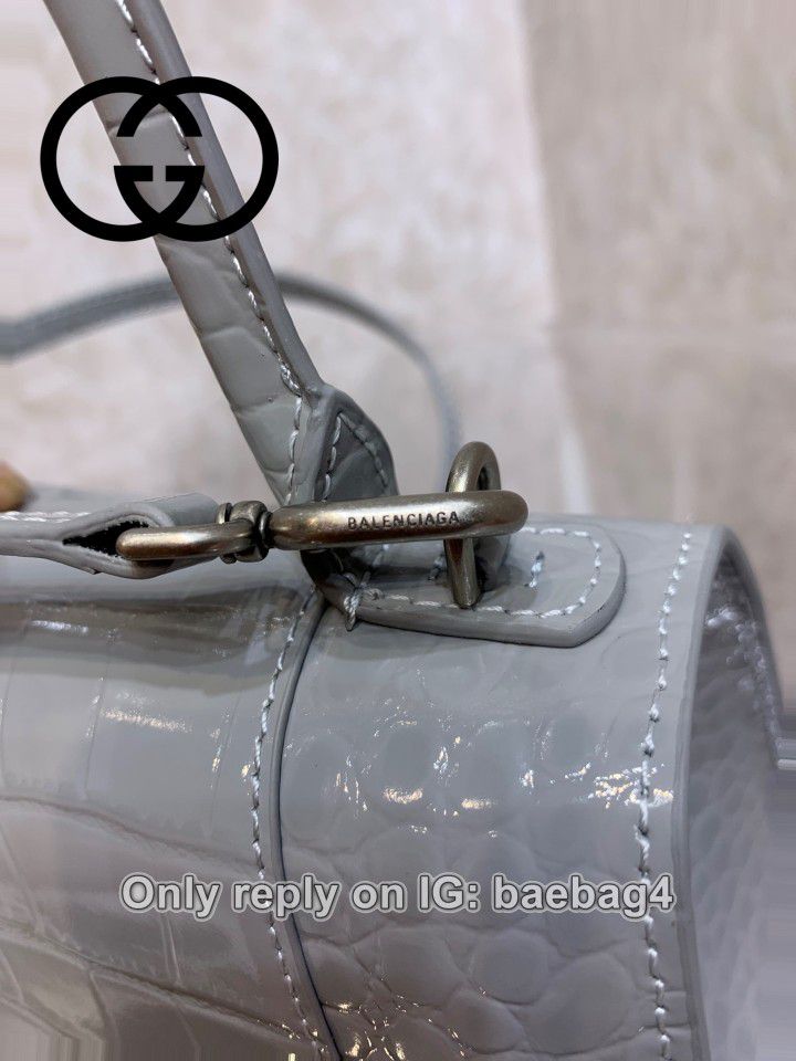 Balenciaga Hourglass Bags 23 never been worn