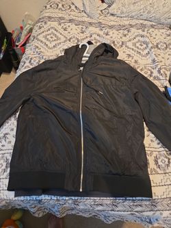 Wind breaker / shaka