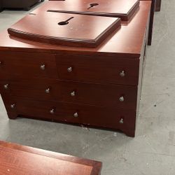 Dresser With Swivel Top $50 