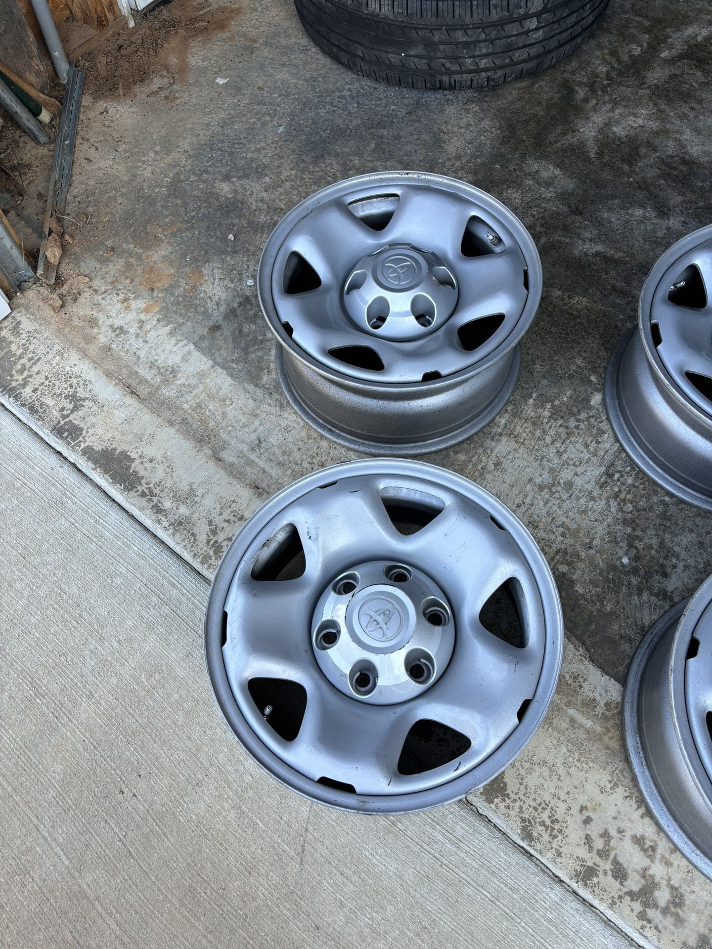 Toyota Tacoma Stock Wheels And Tires