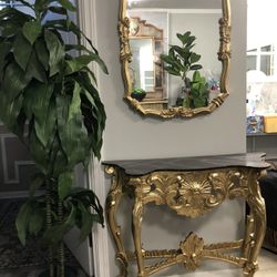 Very Gorgeous  Entry Console And the mirror