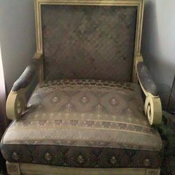 Oversized Armed Chair