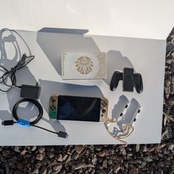 Nintendo Switch OLED - Zelda: Tears of the Kingdom Special Edition (Complete)
