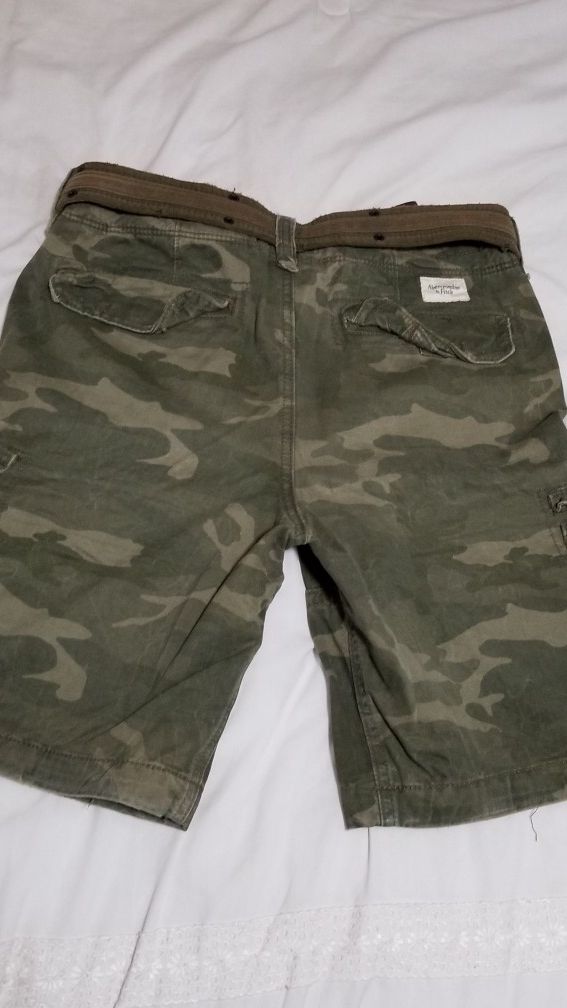 Clearance abercrombie camo cargo shorts Discount