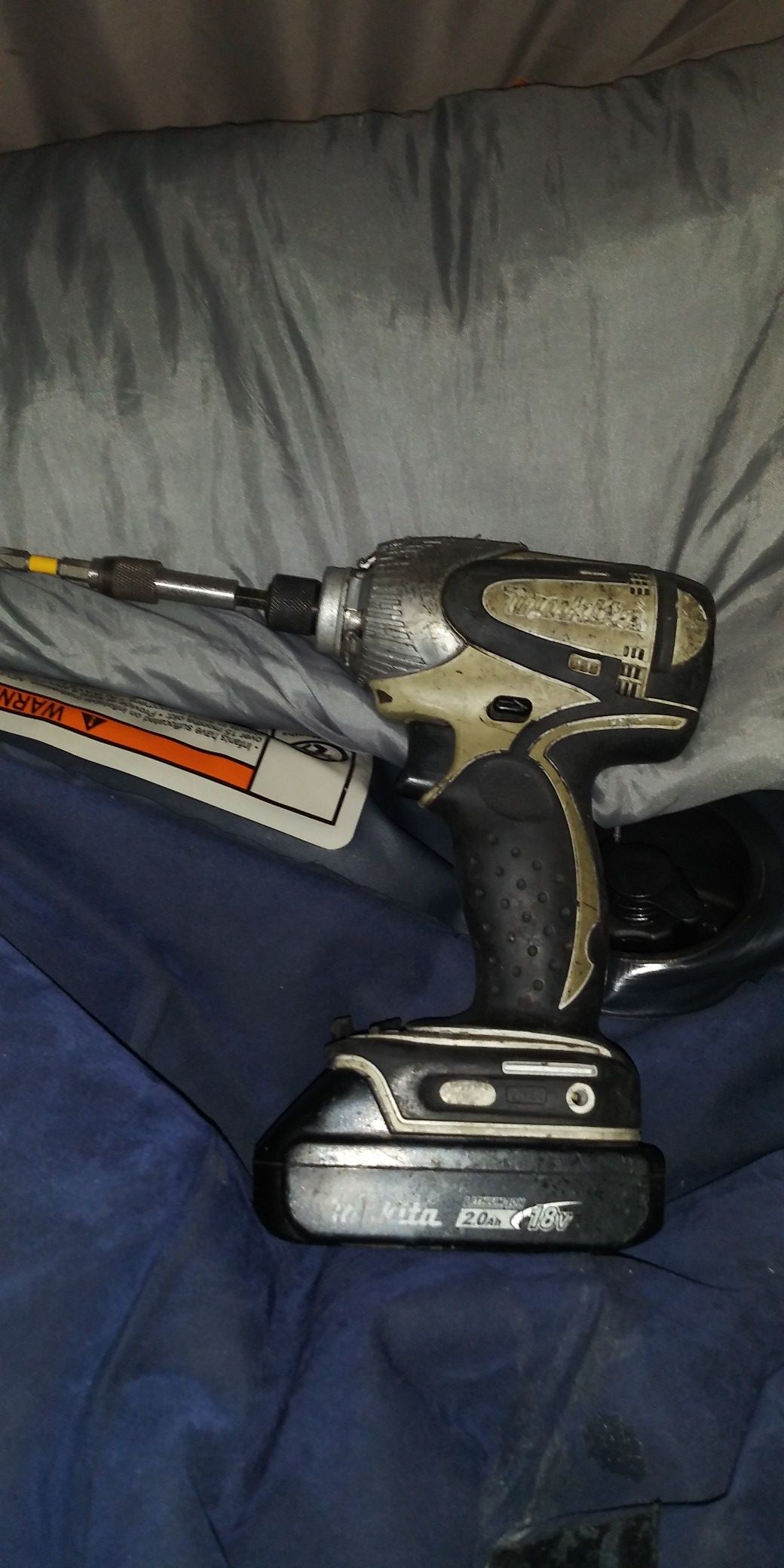 Makita impact with 18v 2.0