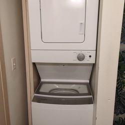 Whirlpool Stacked Washer Dryer