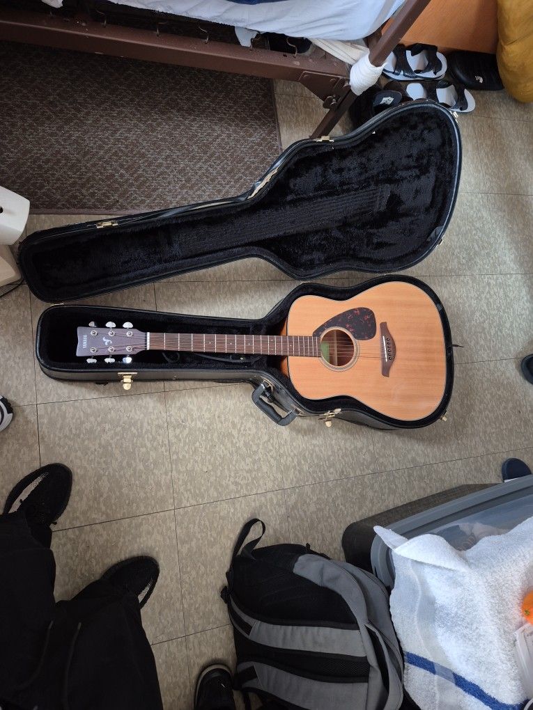 Yamaha FG,800