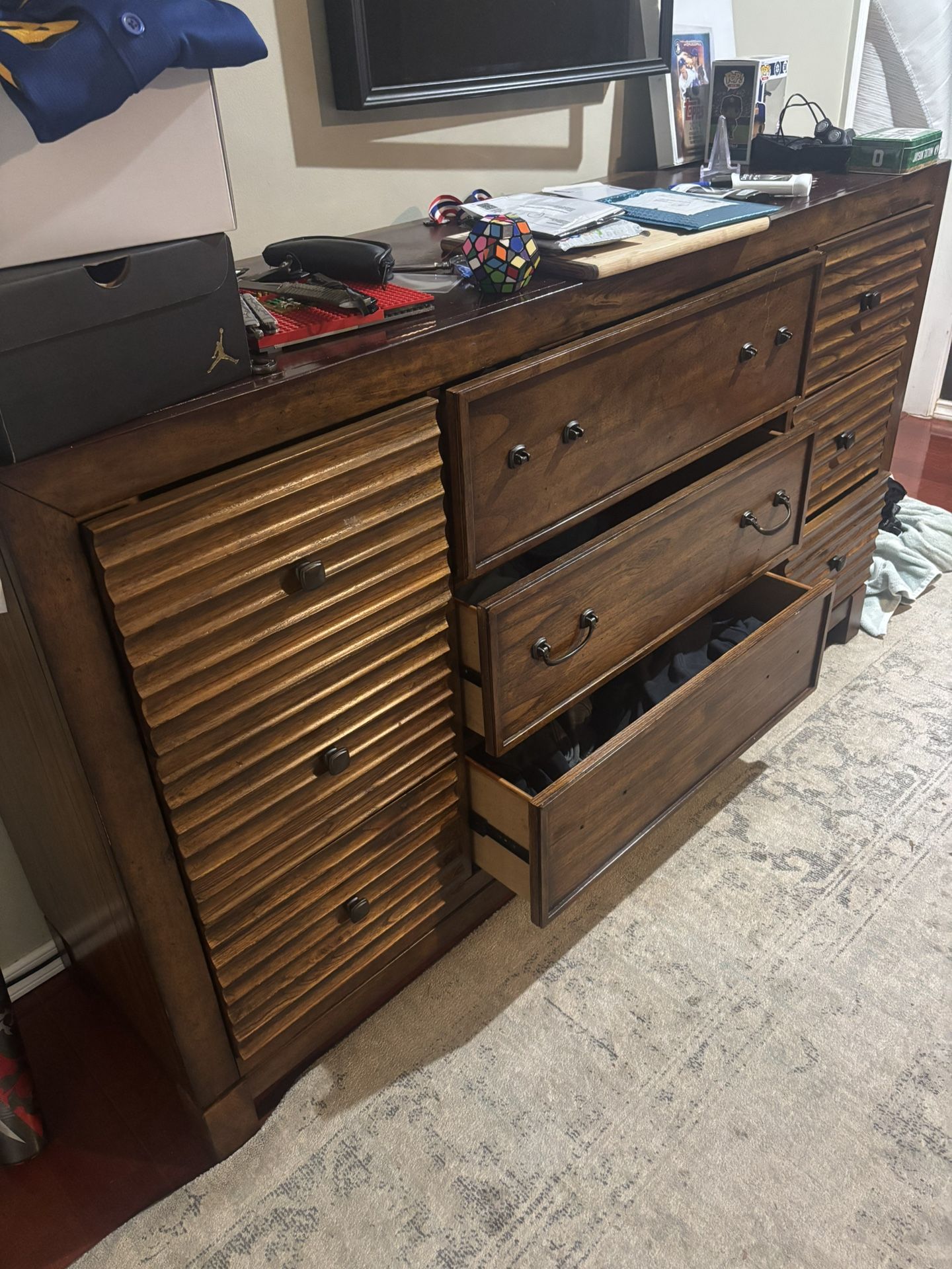 Free Dresser