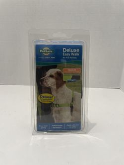 PetSafe Deluxe Easy Walk Dog Harness, No-Pull Dog Training, Medium, Steel
