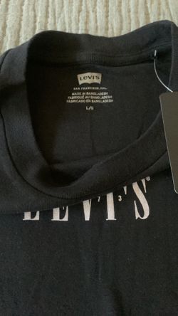 New Levi’s women’s blouse