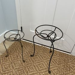 Plant Stands 
