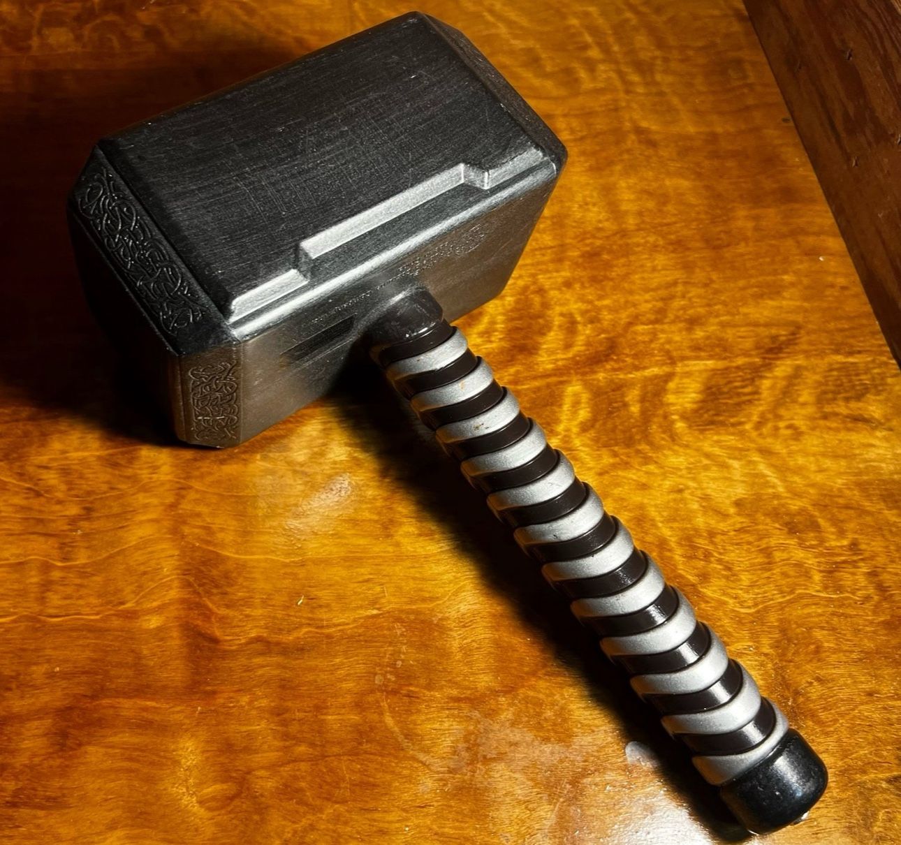 Kids Avengers: Endgame Thor Mjolnir Hammer Marvel Comics (No strap/Packaging)