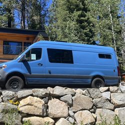 2024 Mercedes-Benz Sprinter