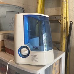 Vicks Humidifier