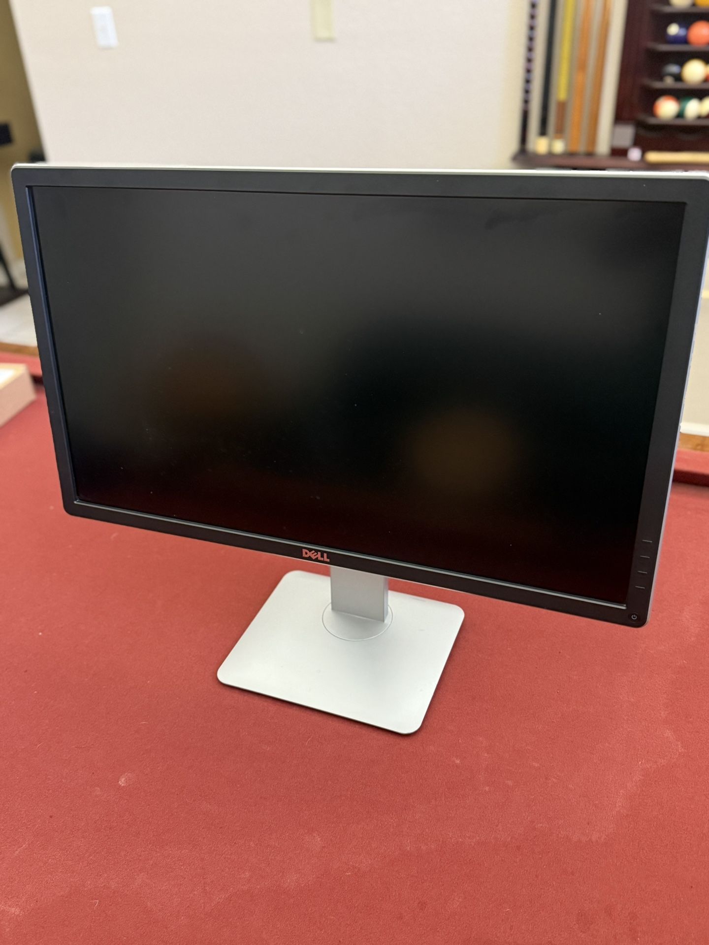 Dell p2715q 27” Monitor 4K