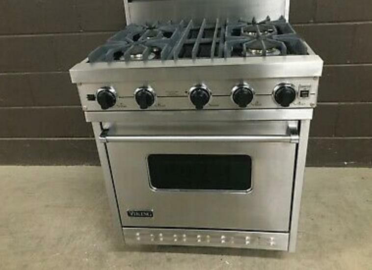 Viking 30" (model #VGIC307-4BSS) - all gas - 4 burners in stainless steel finish.