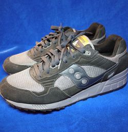 Men's Size 10 Saucony Shadow