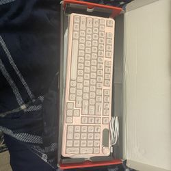 EWEADN V102 Multifunction Keyboard