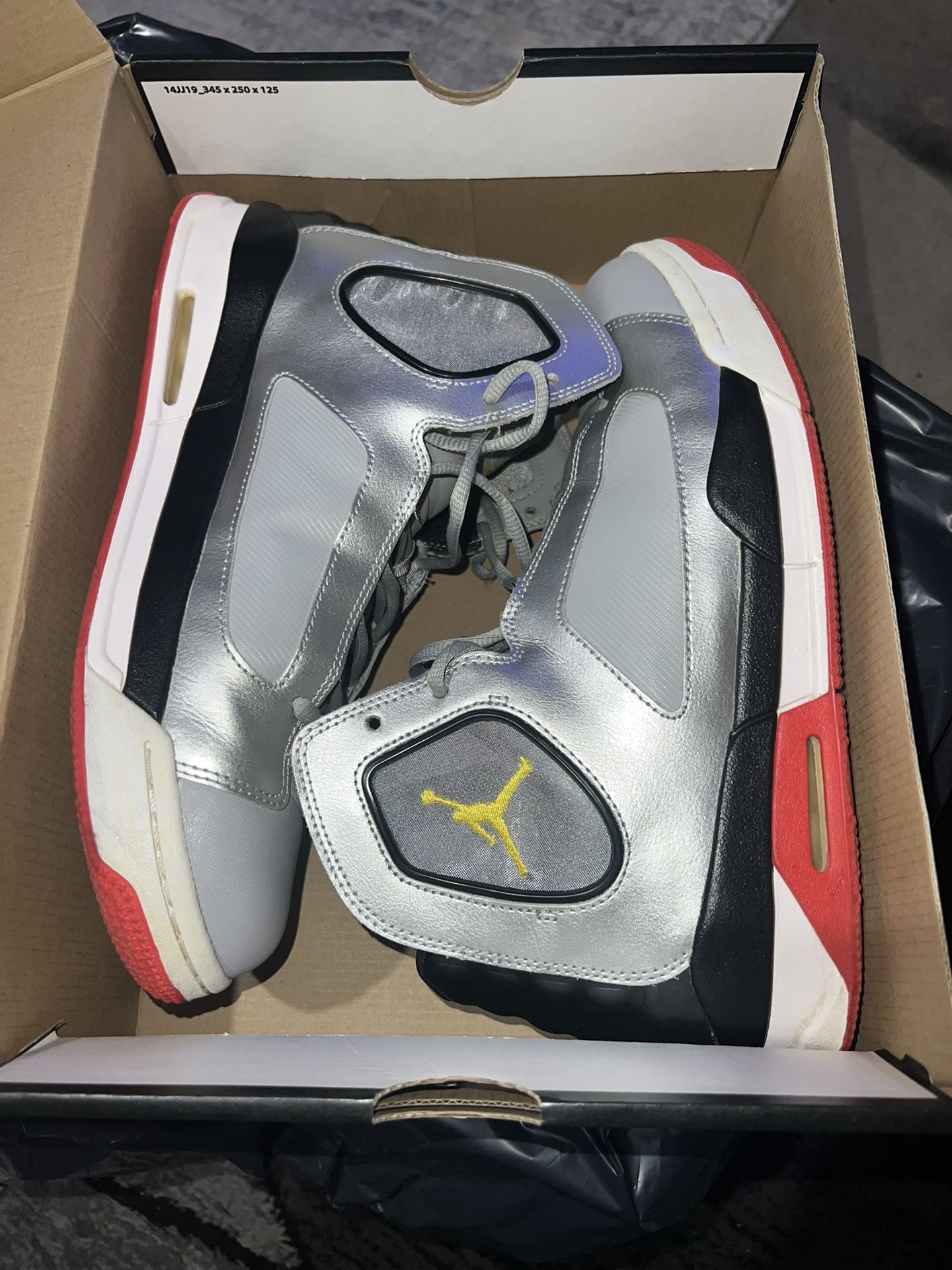 Air Jordan’s Sky High Like New