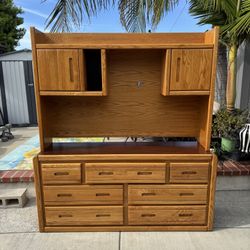 Dresser with Hutch