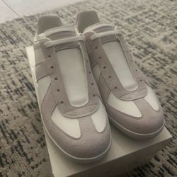 Maison Margiela Replica Low-Top Sneakers