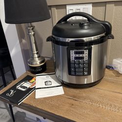 Emeril Cook’s Essentials Pressure Cooker 
