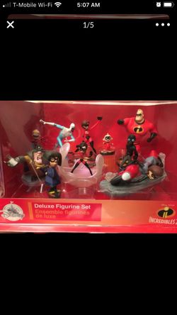 New Incredibles Deluxe Figurine Set